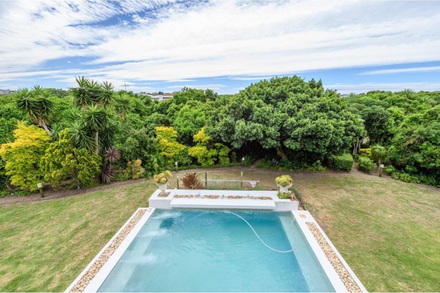 4 Bedroom Property for Sale in Lovemore Park Eastern Cape